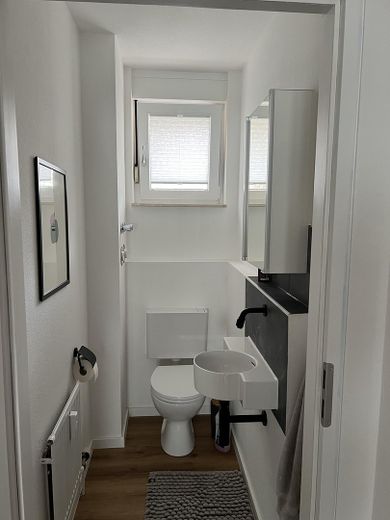 02 Separates WC