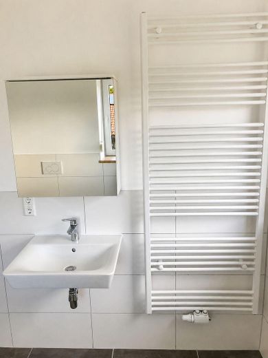 Helle und moderne 2-Zimmer-Wohnung mit Balkon in Außernzell – Foto 14