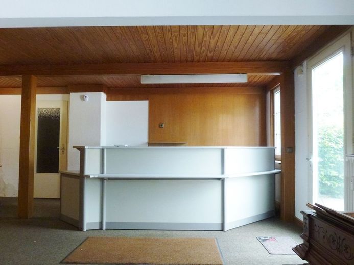 Fröndenberg-Dellwig: Gewerbeimmobilie mit vielen Optionen - Ideal zum Arbeiten, Werkeln und Lagern! – Büro-/Ausstellungsbereich