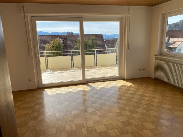 freistehendes Haus, Seesicht, Garten und Pool – Foto 9
