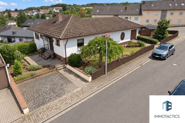 Raum für mehr – Einfamilienhaus mit großem Grundstück, Kamin & Sauna in ruhiger Lage