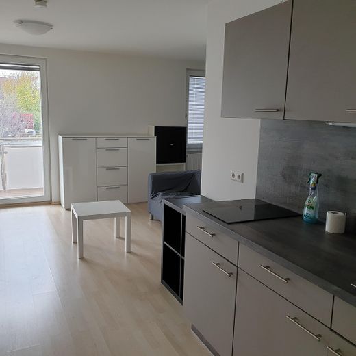 #1.17# Schönes vollmöbliertes Apartment. Frei ab Oktober. – Foto 2