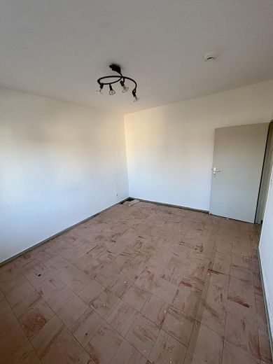 Ruhige 2-Zi.-Wohnung mit Balkon und Garten in Lichterfelde – sanierungsbedürftig – Zimmer 2