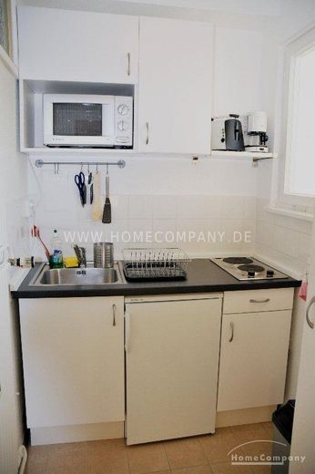 Schöne 1 Zimmer Wohnung mit Balkon in Berlin Wilmersdorf – 966e691a085ffc7a44a8fc0ccebe1bf016ed9f39.jpg
