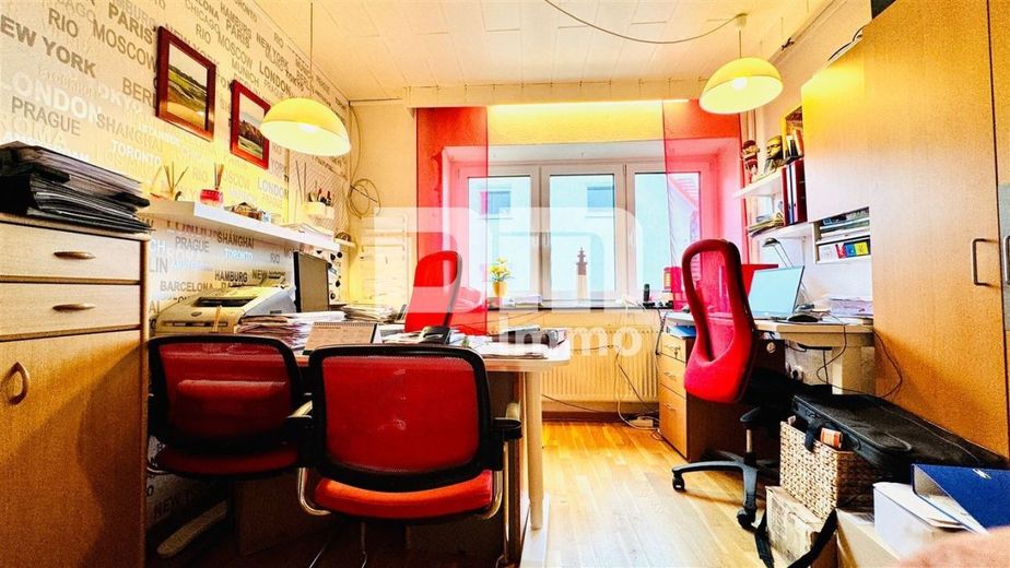 Sanierter Zweigenerationen-Traum mit Pooloase und autarker Zukunftsvorsorge – WE1 EG Büro / Gäste