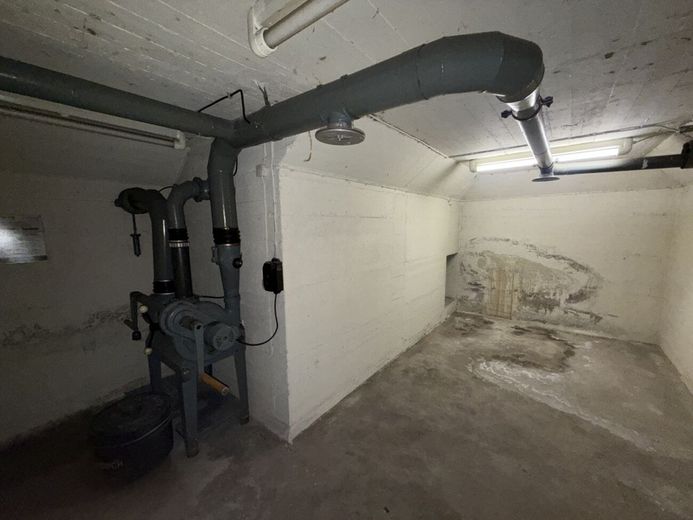Attraktive Kapitalanlage mit ca. 6,45 % Rendite - Postverteilzentrum mit Wohn- und Gewerbeeinheiten in Herford – Bunkerraum KG