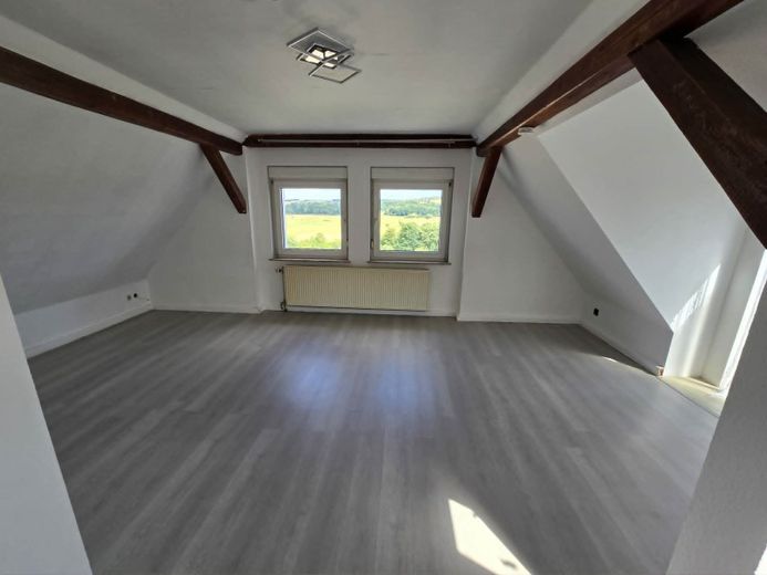 Heringen-Widdershausen, 2 ZKB im DG + Balkon – 6a750d79442d4.jpg