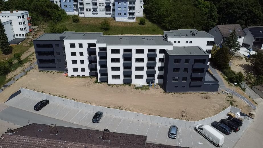 Familienglück in Alfeld: 3-Zimmer, Balkon, Erstbezug nach Sanierung. Provisionsfrei & KfW-gefördert! – Haus 6 und 8