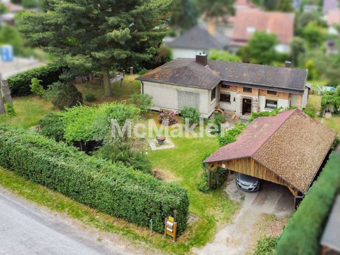 Ein Zuhause zum Verwirklichen: Charmantes Haus mit Keller für kreative Familien in ruhiger Lage – Foto 1