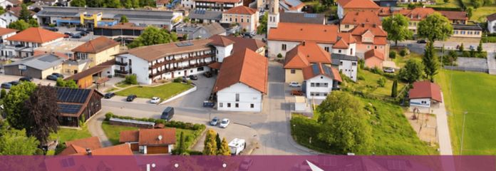 Einfamilienhaus mit Gewerbeoption im Souterrain, Garage und Ausbaureserve im DG in Büchlberg