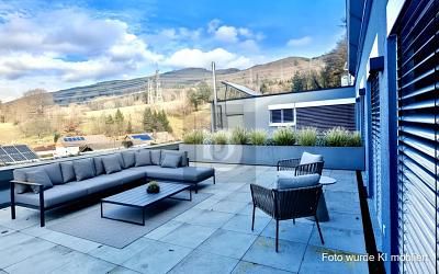WOHNJUWEL: FERNBLICK  &  SMART-HOME-LUXUS – 1777125559_2db5f7.jpg
