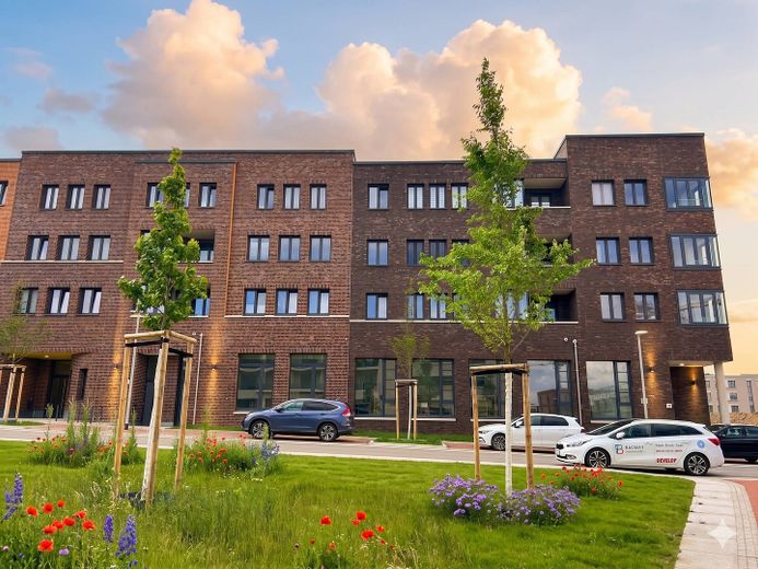 HOGAR DE ENSUEÑO EN PRIMERA OCUPACIÓN: Luminoso piso de 3 habitaciones con COCINA AMUEBLADA – Außenansicht II