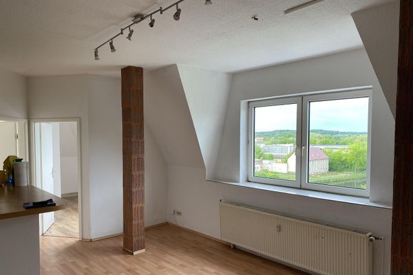 funktionale Dreiraumwohnung mit Einbauküche zentral und ruhig gelegen