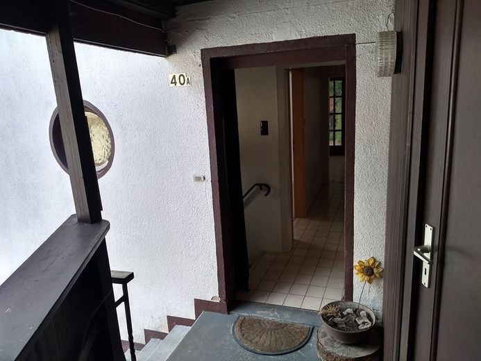 Freistehendes Einfamilienhaus 4 Zimmern 2x Garage + 694qm Bodend – Foto 7