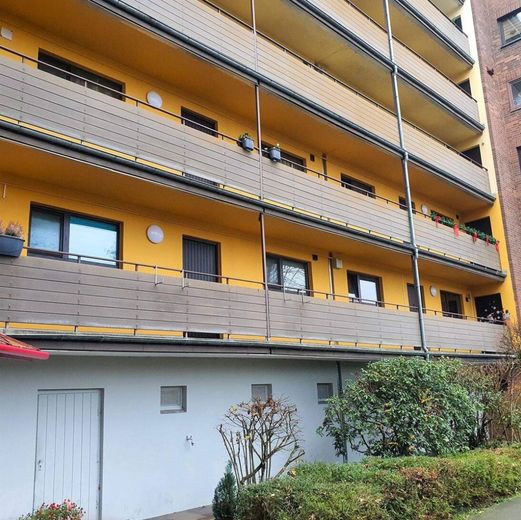 Provisionsfreie Helle 3 Zimmer Wohnung mit Balkon & Fahrstuhl in Nienburg – Foto 4