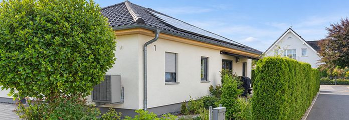 Modernes Zuhause bei Dresden: Pool, Photovoltaik, Speicher, Wallbox & Garage