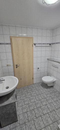 Gäste-Bad mit Dusche