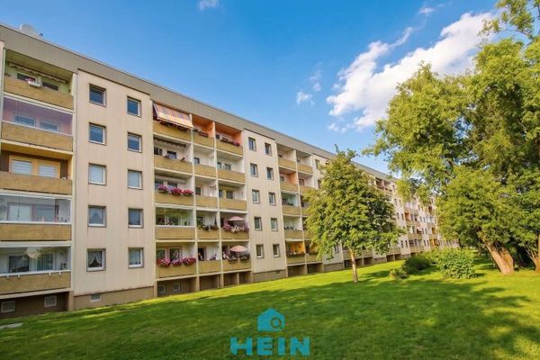 Rendite-Chance mit schönem Ausblick: günstige 3-Zimmer-Wohnung in Zwickau-Mosel zum Ausbauen!