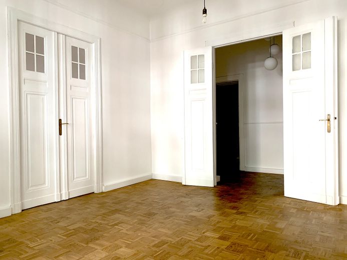 Gründerzeitwohnung in ruhiger KuDamm Seitenstraße – Balkonzimmer