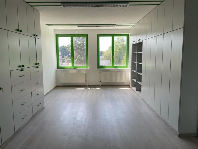 HDZ Handwerker- und Dienstleistungszentrum Lingen – Bürobeispiel