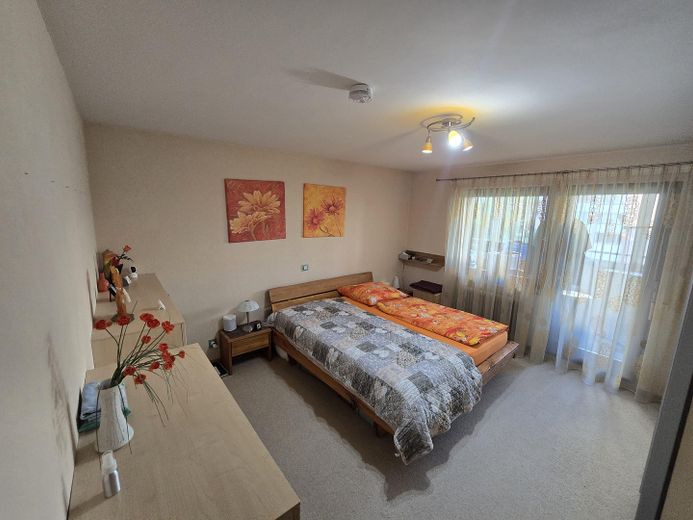 Wangen'de kış bahçeli geniş 108 m² daire – Schlafzimmer 1