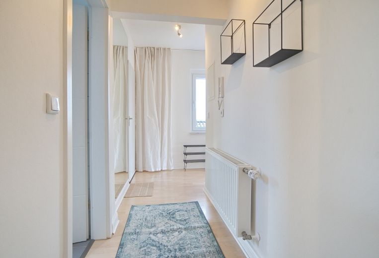 Sehr schöne Maisonettewohnung mit Traum-Ausblick und guter Ausstattung, PKW-Stellplatz direkt am Haus – a50749df6967f28e2c918a79e06be035bd72e272.jpg