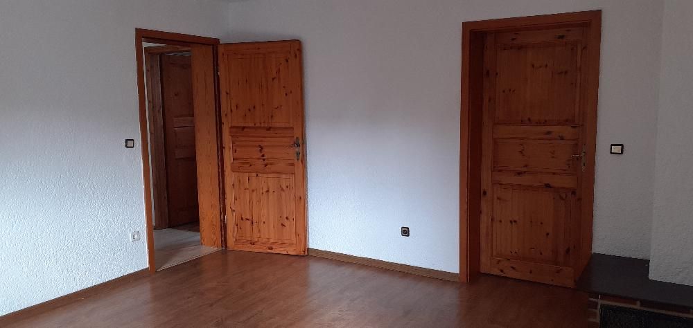Gemütliche, helle 3 Zimmer Dachgeschosswohnung, zentral in Mz-Ebersheim – Wohn- Esszimmer 3