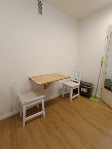 Düsseldorf-Rath’ta sakin konumda modern 1 odalı daire - 30 m², yeni yenilenmiş ve mobilyalı – Fotoğraf 4