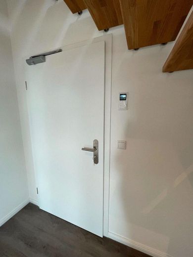 Moderne helle 3-Zimmer-Maisonette-Whg mit EBK und Balkon + Carport in Achim Uphusen – Foto 7
