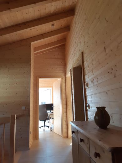 SENZA PROVVIGIONE: Moderna casa in legno "a basso consumo energetico A+" su terreno in enfiteusi nella splendida regione del Chiemgau – Gang im OG