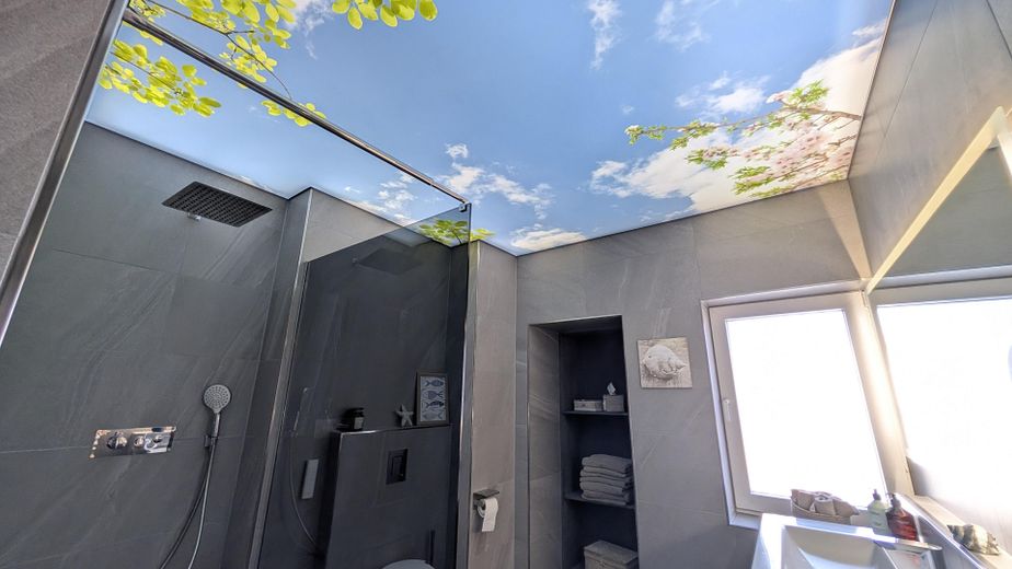 Ruhiges Wohnen in begehrter Lage mit viel Platz im ausgebauten Nebengebäude – Badezimmer 1.OG Gesamtsicht 1