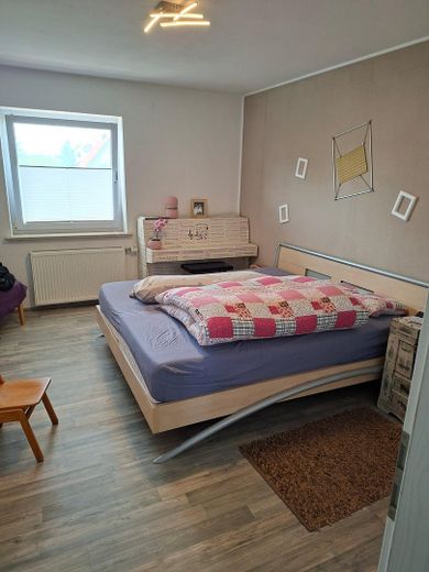 DHH Königsbrunn – kleines Schlafzimmer