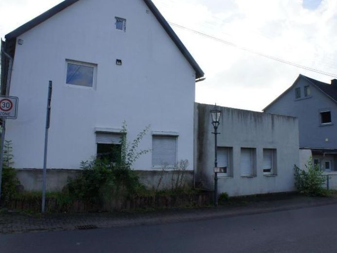** MEHRFAMILIENHAUS - ROHBAU - FÜR HANDWERKER UND INVESTOREN ** – Foto 1