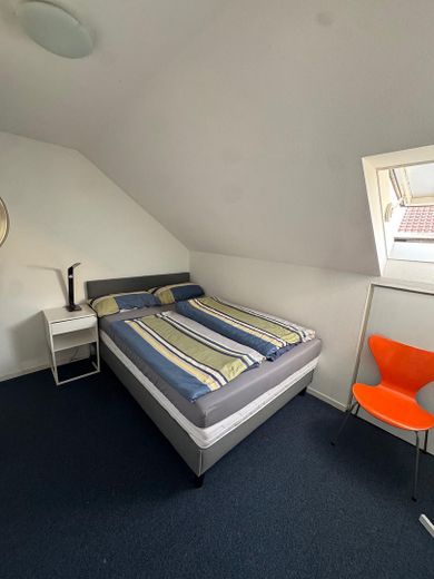 Einfamilienhaus mit Einliegerwohnung in Gerlenhofen – Dachgeschoss Schlafzimmer