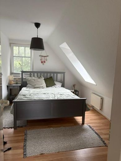 Light-flooded 3-room apartment with south-facing balcony – with energy-efficient new windows / 3 min to the canal – Foto 10
