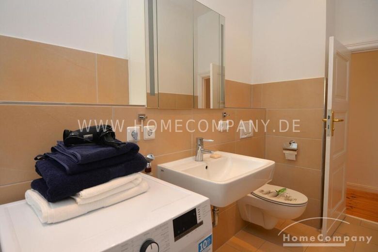 Große 2-Zimmer-Wohnung nähe Olivaer Platz, möbliert – 3777f30d54fce18c518ec33b7b7dd2bde7af9f7c.jpg