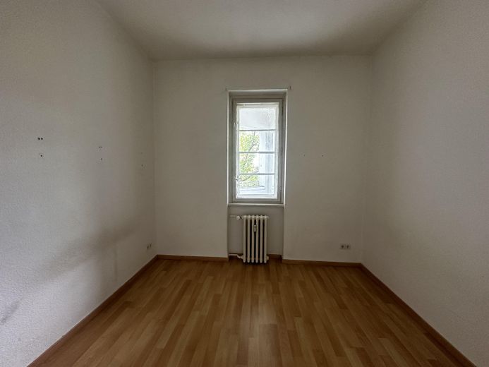 Apartamento en propiedad de 1,5 habitaciones sin alquilar en Westend – Mucho margen de diseño en una ubicación muy solicitada – Kleines Zimmer
