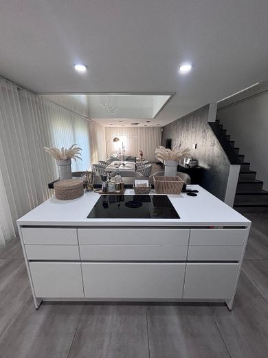 modernes Einfamilienhaus im Stadtvilla-Stil in 74912 Kirchardt – Foto 43