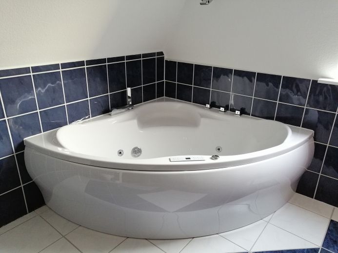 Der Whirlpool im Dachgeschoss