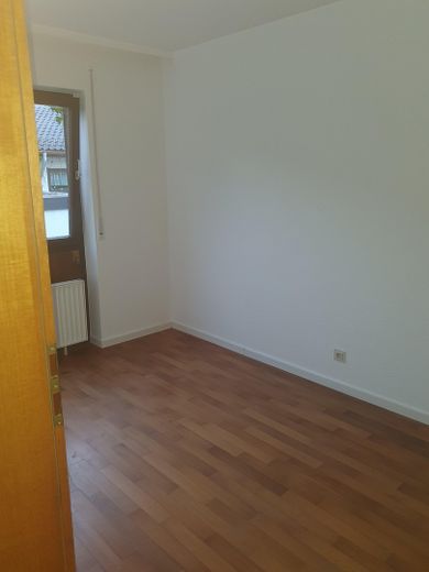3 Zimmer Wohnung mit Terrasse. – Kleine Schlafzimmer
