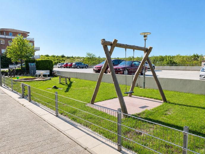 Nur wenige Schritte zum Sandstrand - direkt am 
Wernerwald und ideal für die Ferienvermietung – Für die Kleinen
