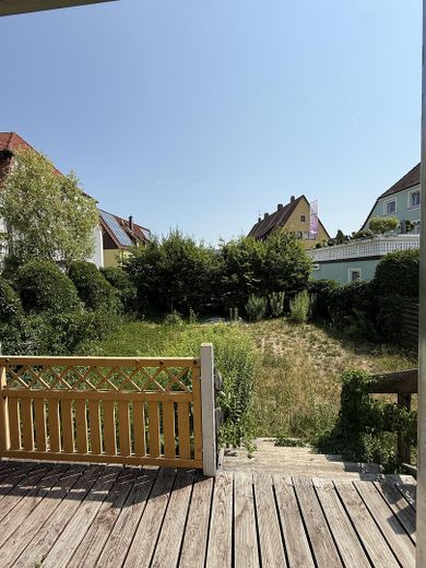 Wunderschöne Gartenwohnung - neu saniert! – Der Garten