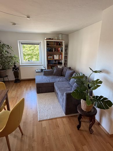 stilvolle 3-Zimmer Wohnung – Wohnen / Essen