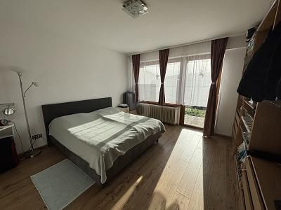 BUNGALOW, TOP LAGE, EBENERDIG, INNEN RENOVIERT – 1770386417_a5d49a.jpg