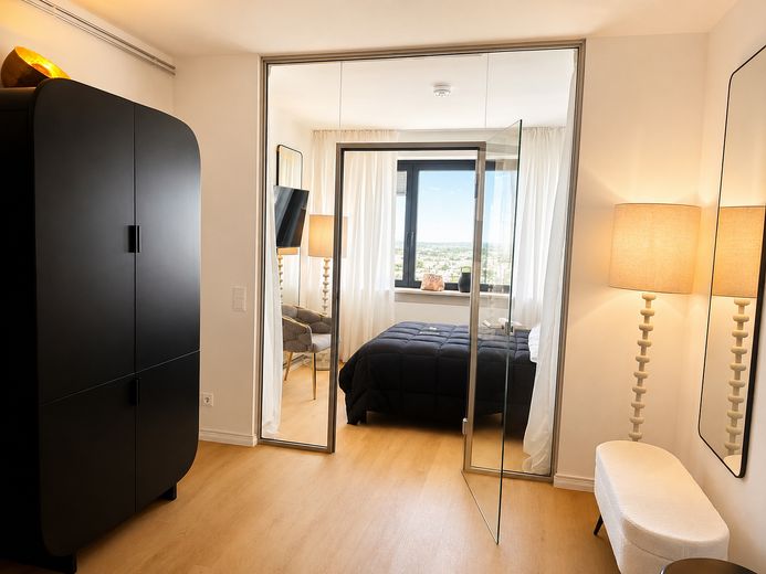 Fully furnished high-rise residence  29F/ W3 Panorama  views over Hamburg – Foto 10