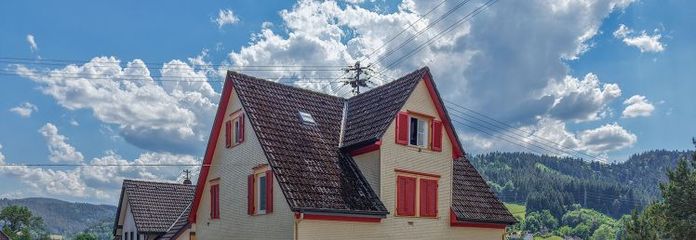Kapitalanlage mit traumhaftem Schwarzwaldblick!
Mehrfamilienfamilienhaus mit 4 Einheiten!