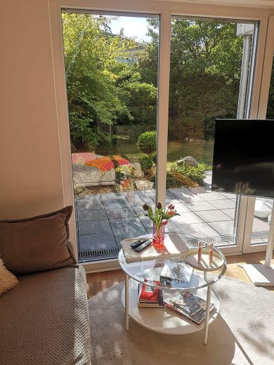 3-Zi-Whg in Seniorenwohnanlage Hanstedt – Wohnzimmer