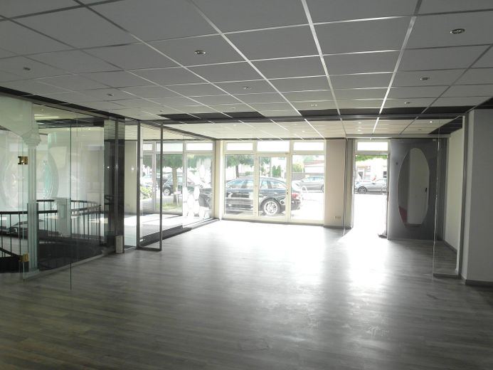 REPRÄSENTATIVE BÜRO/PRAXIS-RÄUME IN MEERBUSCH BÜDERICH NEUSSERSTR. 26, 180 qm – Foto 4