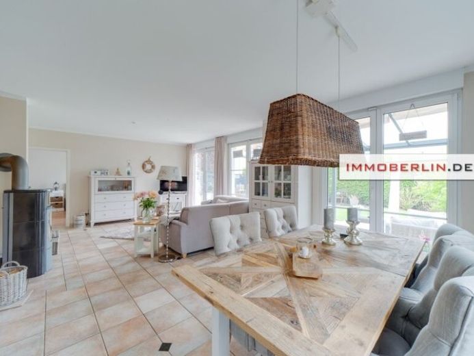 IMMOBERLIN.DE - Toplage! Sehr behaglicher Bungalow (Energieeffizienz A) mit Südgarten – Foto 1