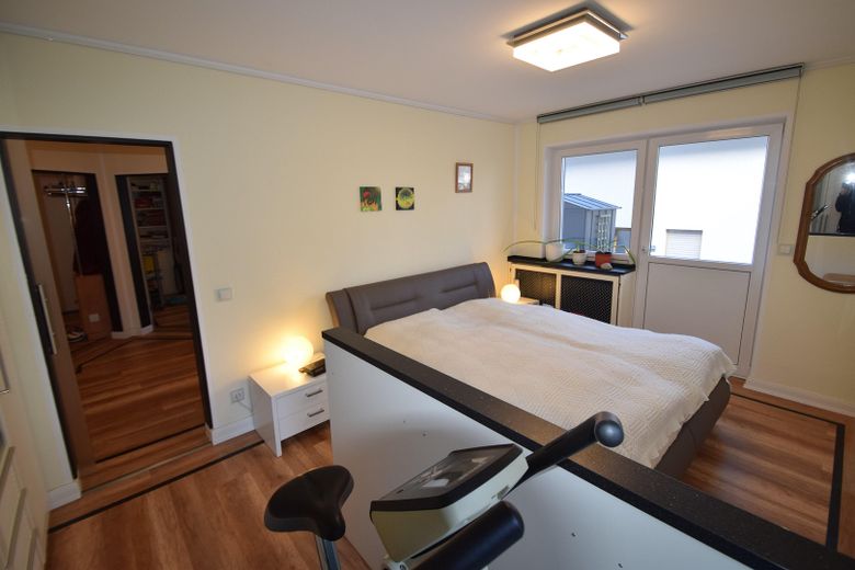 Provisionsfrei:  134m² ETW mit umlaufender Terrasse und Garage – 4.1 Schlafen
